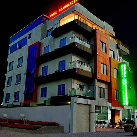 Noahgarden Hotel Котону Экстерьер фото