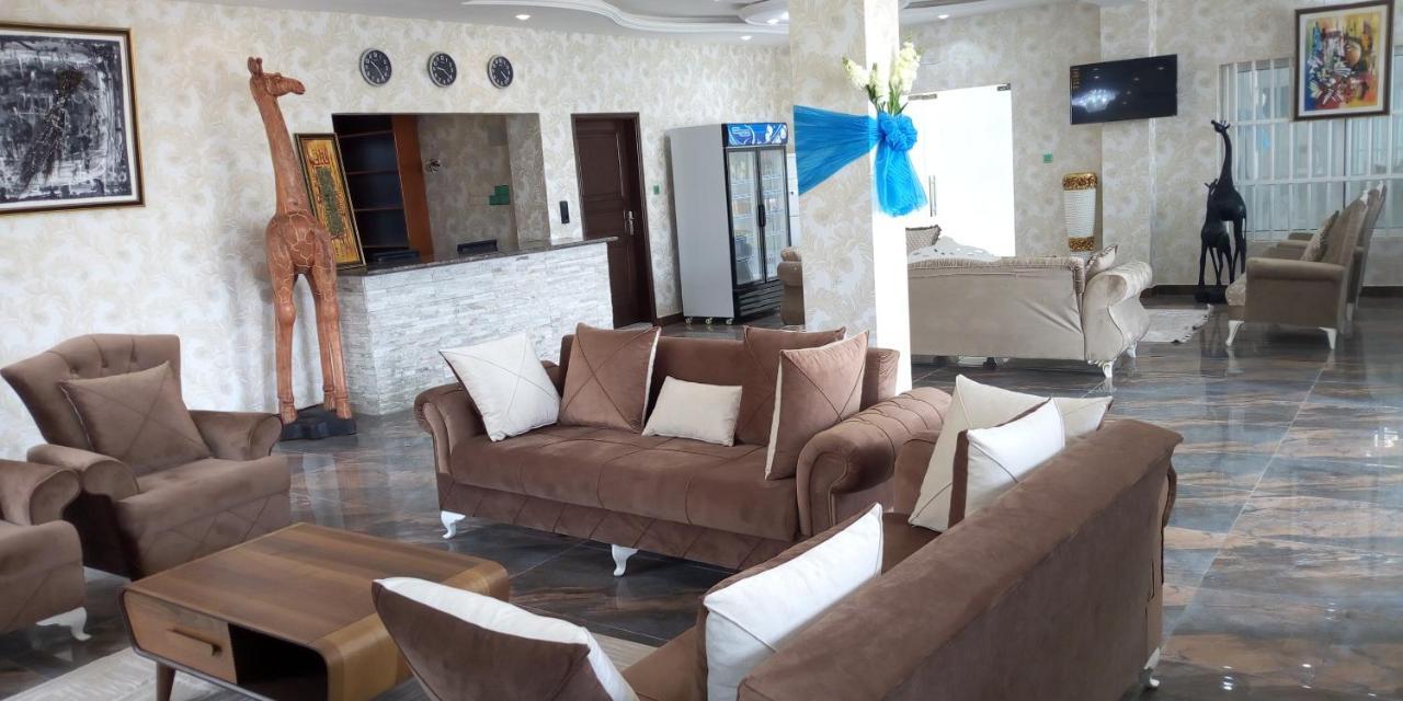 Noahgarden Hotel Котону Экстерьер фото