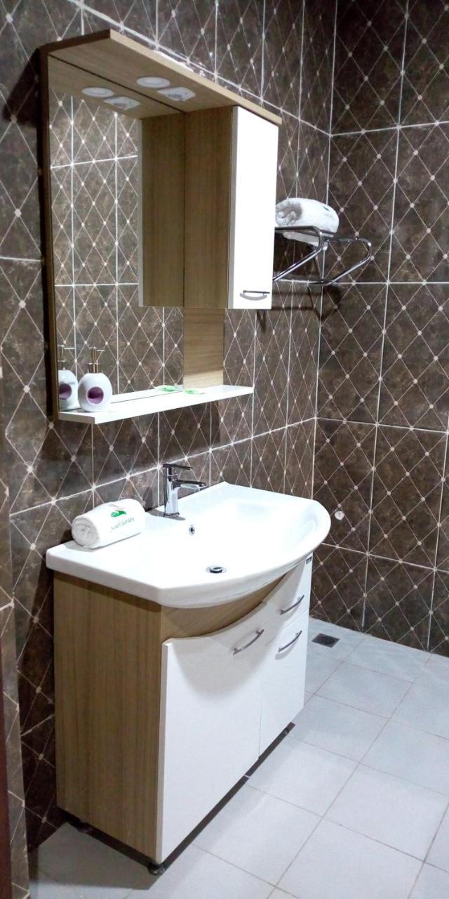 Noahgarden Hotel Котону Экстерьер фото