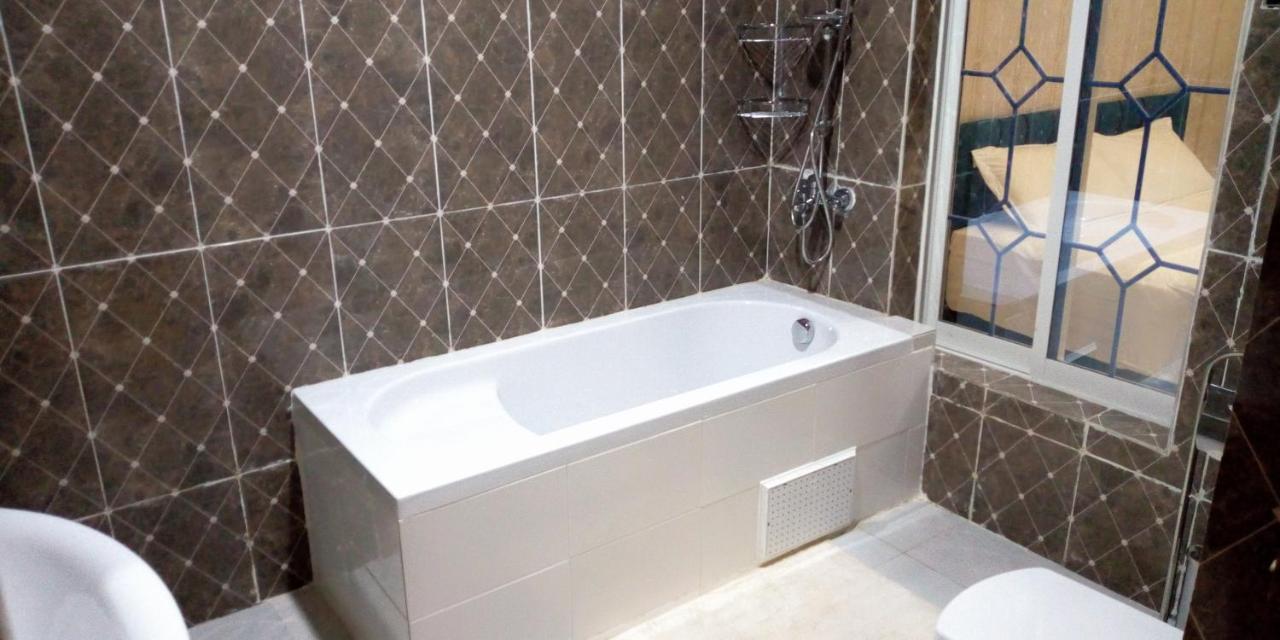 Noahgarden Hotel Котону Экстерьер фото