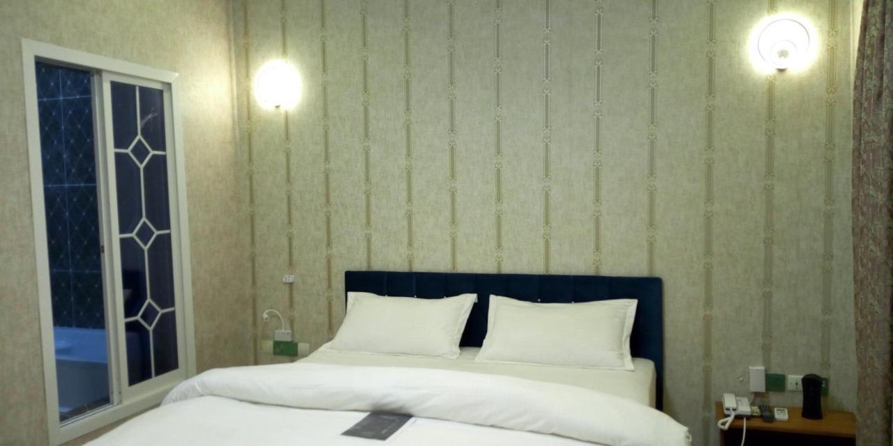 Noahgarden Hotel Котону Экстерьер фото
