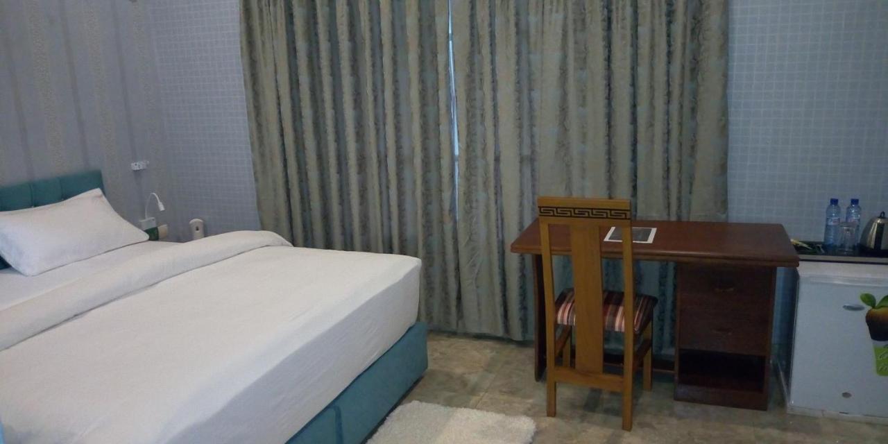Noahgarden Hotel Котону Экстерьер фото